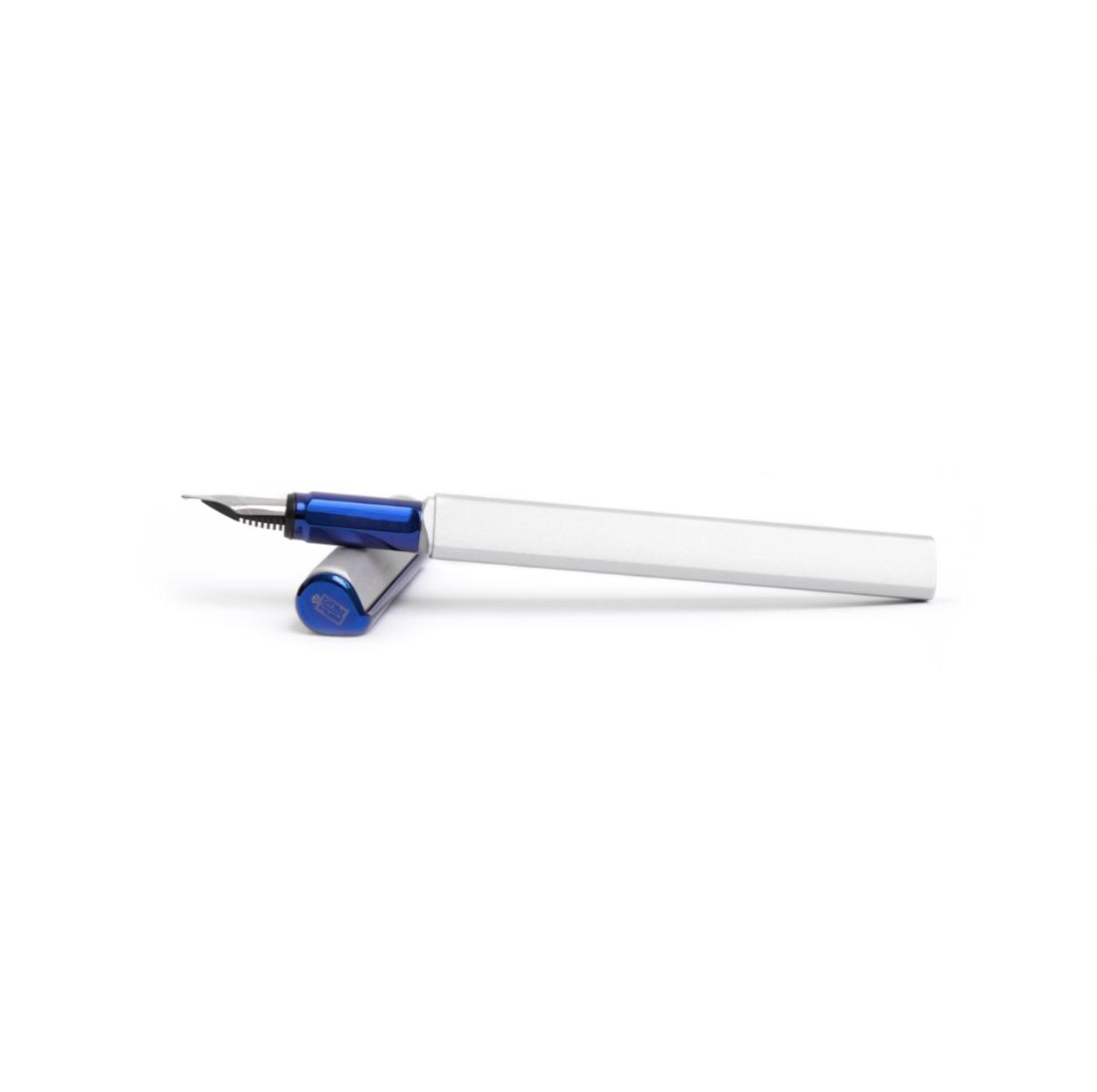 PININFARINA PF ONE FOUNTAIN BLUE/SILVER2